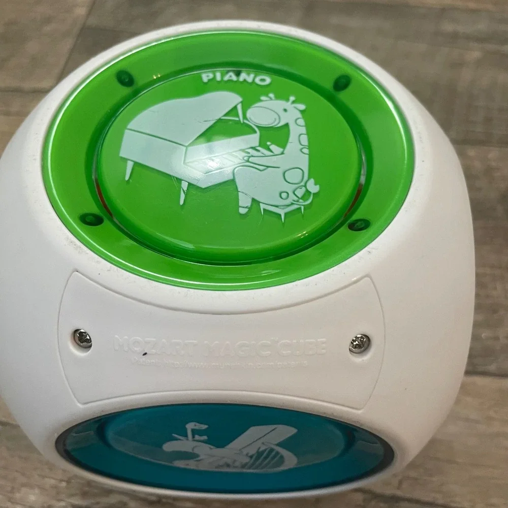 Munchkin Mozart Magic Cube Educational Musical Toy Orchestra‎ Instrument Sounds